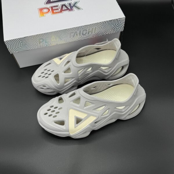 SANDALS PEAK TAICHI – Image 10